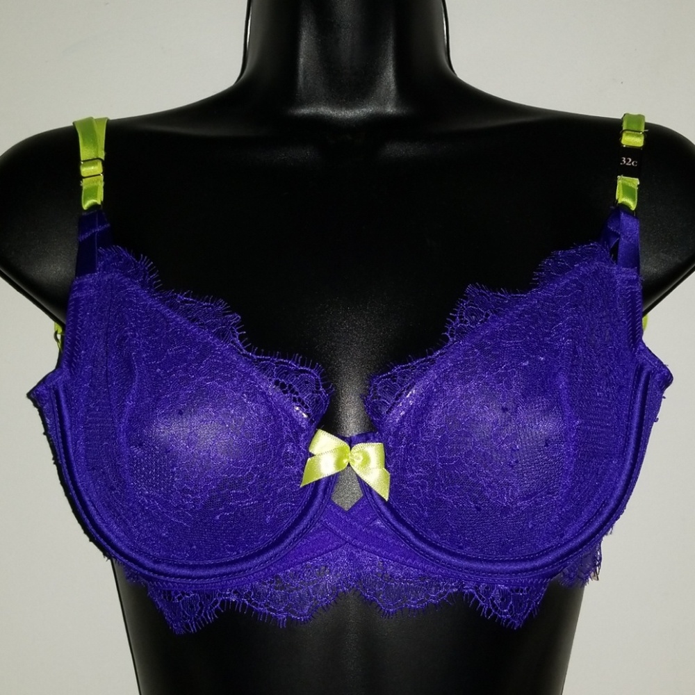 Victoria's Secret bra Very Sexy unlined demi 32C